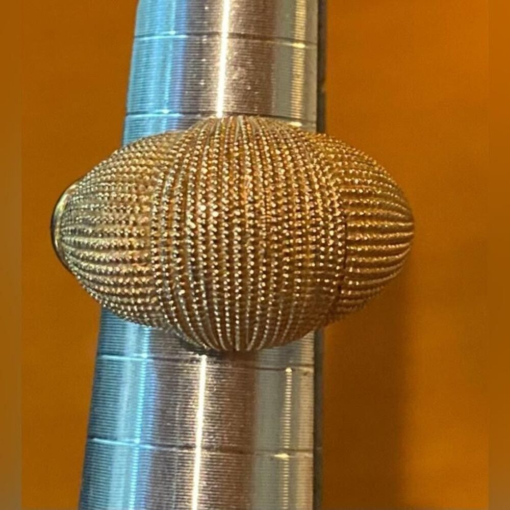 Avon Gold Tone Dome Cocktail Ring Women’s Textured Bold Statement Size 4
